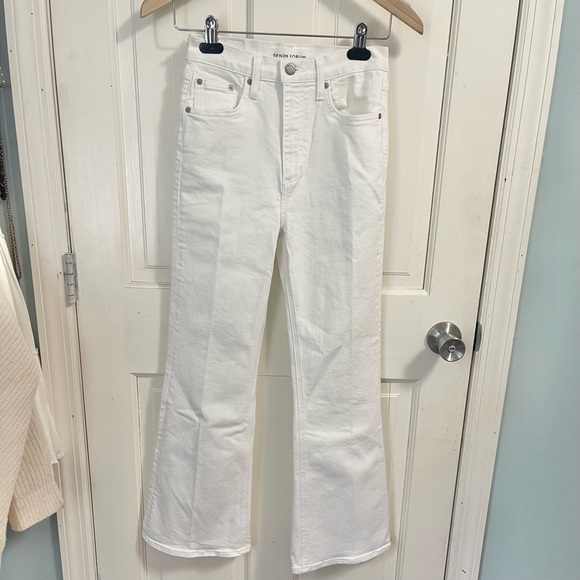 Aritzia Denim Forum Twiggy High Rise Flare Size 25 White Summer Spring - Picture 2 of 8
